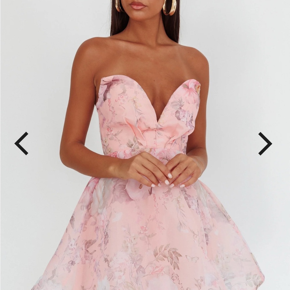 Gem Deep Sweetheart Neckline Mini Dress Floral Pink